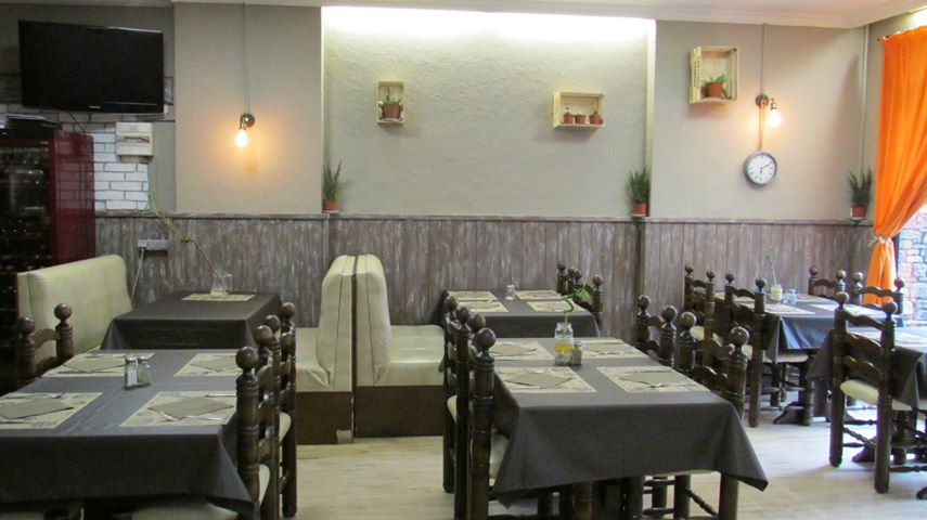 RESTAURANT PIZZERIA LA TAULA DELS AMICS · Fotografies 2